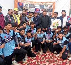 बी.आर. शर्मा मेमोरियल अंडर-14 क्रिकेट टूर्नामेंट का ख़िताब अर्वाचीन स्कूल ने जीता